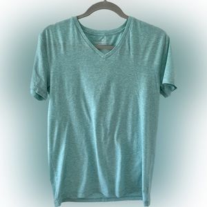 American Eagle Short Sleeve Tee. Size Men’s S. Color Turquoise.